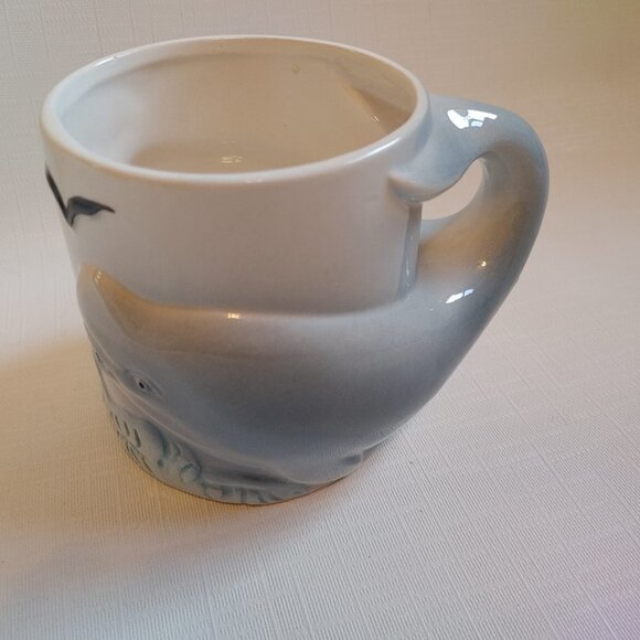 UNIQUE Marine Land Canada Mug Ceramic Beluga Whale - Picture 5 of 7